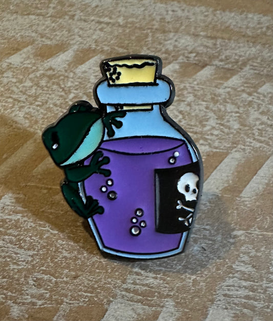 Frog N Vile Pin